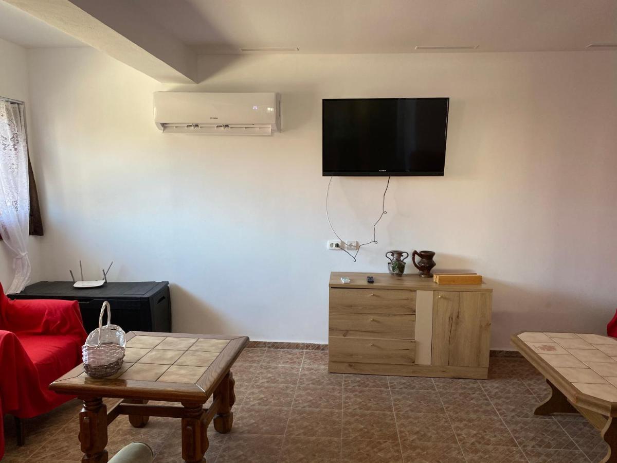 Casa Panoramic Villa Dubova Buitenkant foto